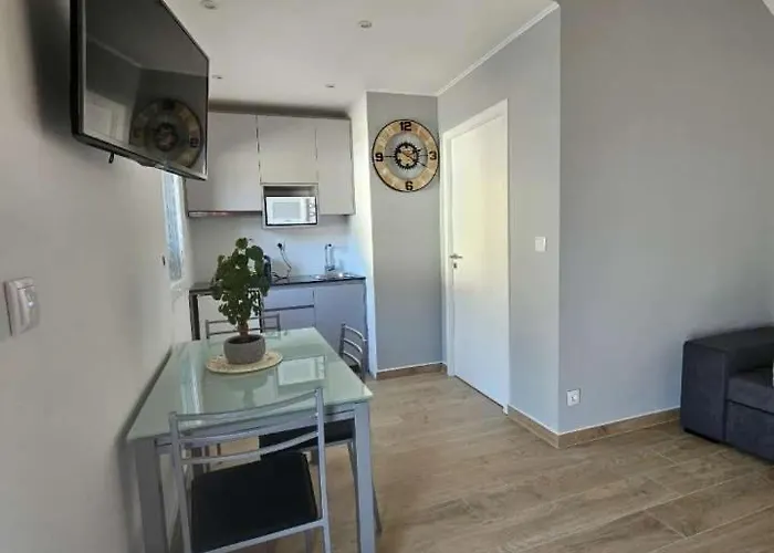 Alojamentos Pinheiros 아마란테