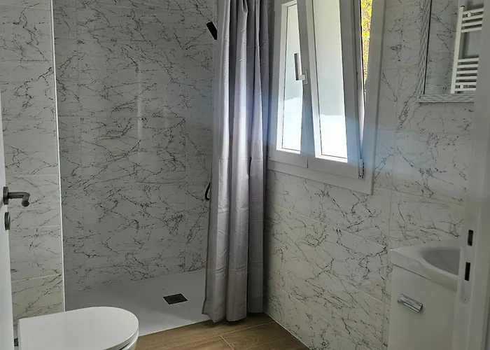 Alojamentos Pinheiros Amarante